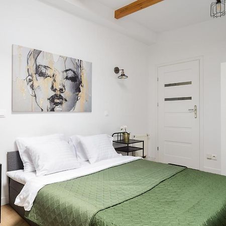 Stylish Apartment In The City Center Of Warschau Buitenkant foto