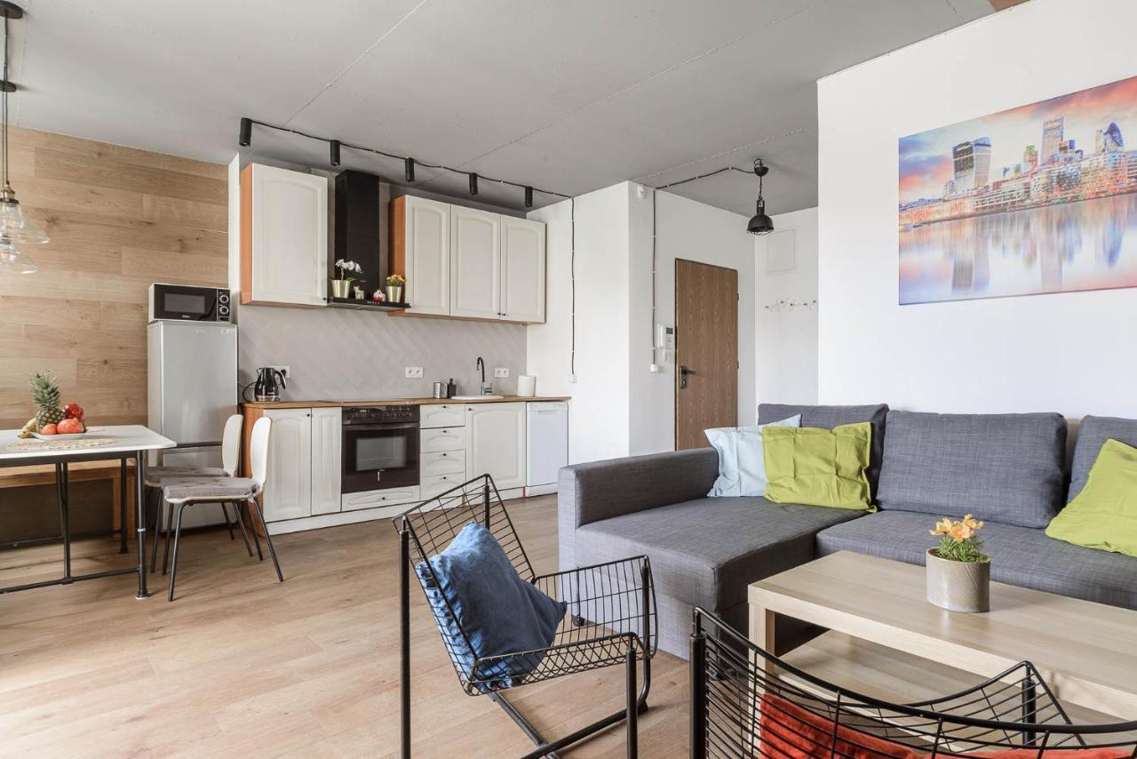 Stylish Apartment In The City Center Of Warschau Buitenkant foto