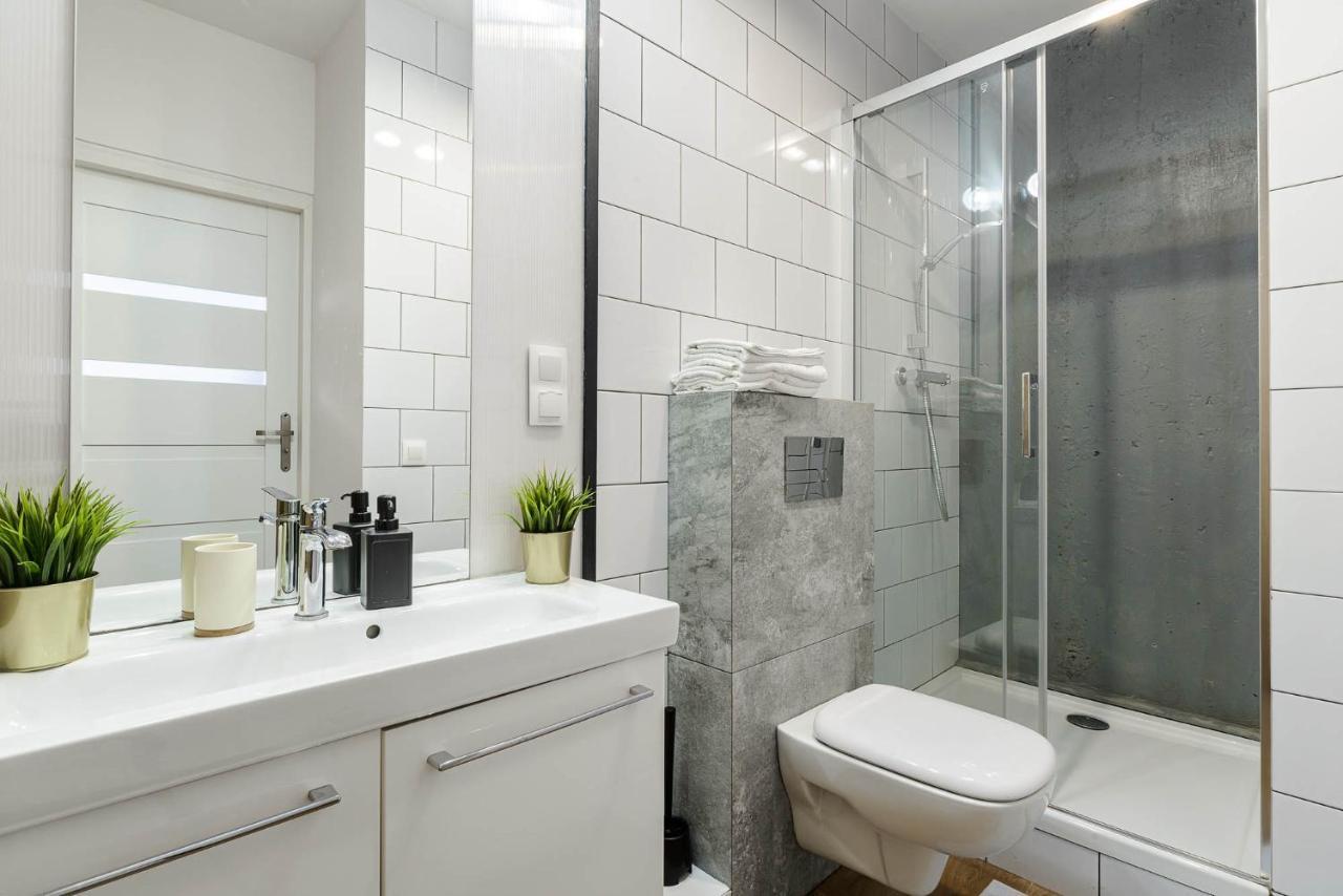 Stylish Apartment In The City Center Of Warschau Buitenkant foto