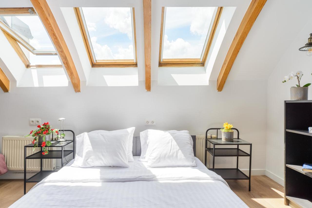 Stylish Apartment In The City Center Of Warschau Buitenkant foto