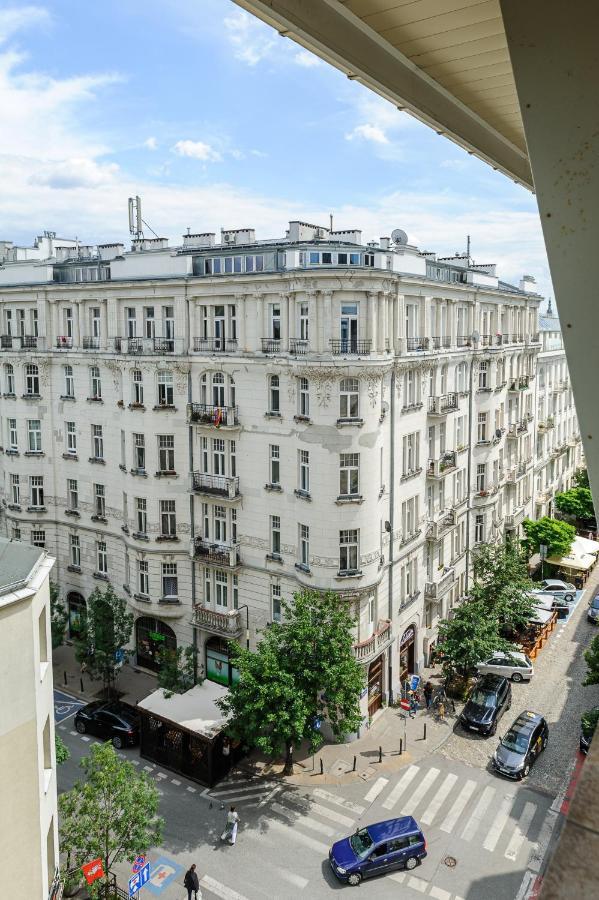 Stylish Apartment In The City Center Of Warschau Buitenkant foto
